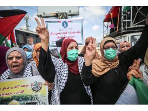 Gazze'de Filistinli kadınlardan İsrail'in "ilhak" planına karşı gösteri