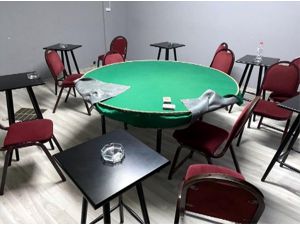 Düğün salonunda kumar oynayan 14 kişiye para cezası