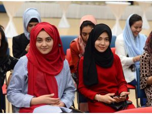 Afganistanlı kız öğrenciler Özbekistan ve Kazakistan’da üniversite okuyacak