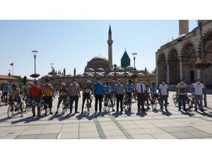 Ömer Halisdemir 4. Ulusal Bisiklet Turu'na katılanlar Konya'dan uğurlandı