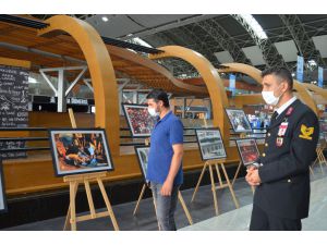 Sabiha Gökçen Havalimanı'nda 15 Temmuz fotoğrafları sergisi açıldı