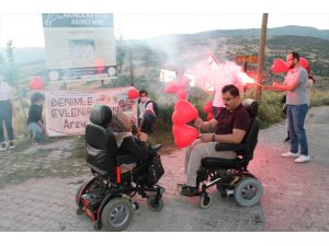 Manisa'da engelli çiftin aşkı sınır tanımadı