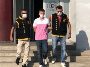 Adana'da 16 eve tırmanarak girip hırsızlık yapan şüpheli tutuklandı
