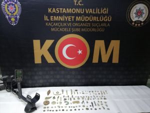 Kastamonu'da evinde 103 parça tarihi eser bulunan kişi yakalandı