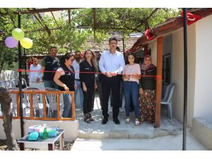 "Vefa'lı öğretmenlerin" desteğiyle evleri yenilendi