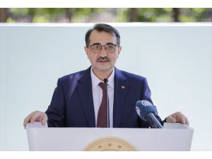 Bakan Dönmez: 15 Temmuz gecesi gururu ve hüznü bir arada yaşadık