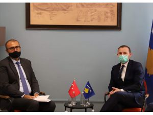 Türkiye'nin Priştine Büyükelçisi Sakar, Kosova Sağlık Bakanı Zemaj'ı ziyaret etti