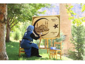 Ayasofya-i Kebir Camii'nin açılış sevinci tabloya nakşedildi
