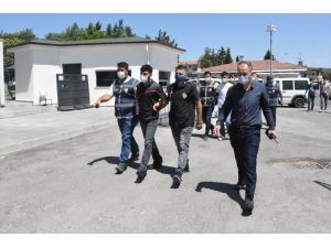GÜNCELLEME - Pompalı tüfekle gasp yapan 5 kişi tutuklandı