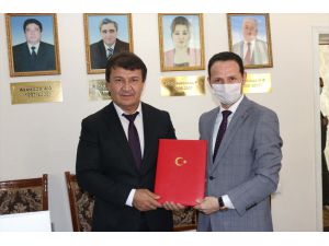 TİKA'dan Tacikistan Sağlık Bakanlığına cenaze nakil aracı desteği