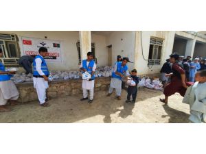 İnsan Vakfı Afganistan'da 1200 aileye kurban eti dağıttı