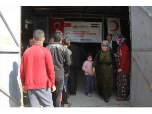 Türk Kızılayından Telaferli göçmenlere gıda yardımı