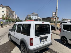 Adıyaman'da kazaya karışan polis aracındaki 2 kişi yaralandı