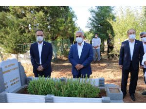 HÜDA PAR Genel Başkan Yardımcısı Mehmet Yavuz mezarı başında anıldı