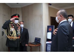 Bakan Çavuşoğlu, eski Afganistan Cumhurbaşkanı Yardımcısı Mareşal Raşid Dostum'la görüştü