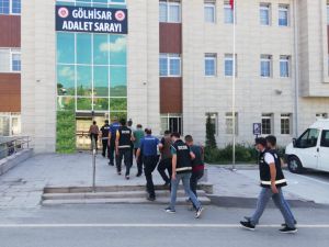 Burdur'da sahte parayla hayvan almaya çalışan 6 kişi yakalandı