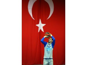 Fenerbahçe Beko, yeni sezon hazırlıkları Topuk Yaylası'nda sürdürüyor