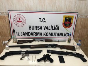 Bursa'daki uyuşturucu operasyonlarında 20 kişi yakalandı