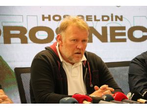 Denizlispor, teknik direktör Robert Prosinecki ile sözleşme imzaladı