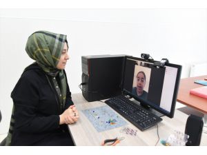 Konya Büyükşehir Belediyesi yaz okulu, uzaktan eğitimle Amerika'ya da Fransa'ya da ulaşıyor