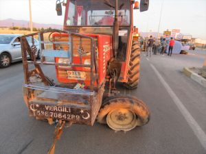 Afyonkarahisar'da zincirleme trafik kazası: 4 yaralı
