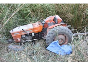 Antalya'da traktörün altında kalan çiftçi öldü