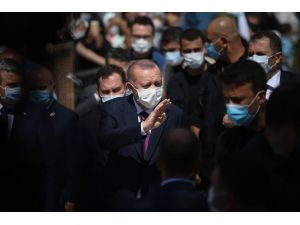 Cumhurbaşkanı Erdoğan, cuma namazını Eyüp Sultan Camisi'nde kıldı