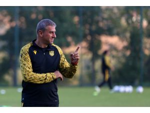 Yeni Malatyaspor Teknik Direktörü Hamza Hamzaoğlu: "Yıllardır yurt dışına gitmeyi arzuluyorum"