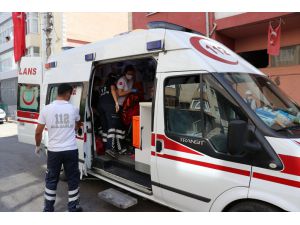 Karabük'te yangında mahsur kalan 3 kişi itfaiye ekiplerince kurtarıldı