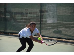 Teniste Doğu ve Güneydoğu Anadolu Takım Şampiyonası sona erdi