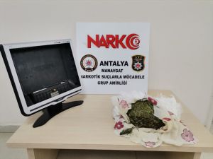 Antalya'da kargoyla gönderilen bilgisayar monitöründe uyuşturucu ele geçirildi