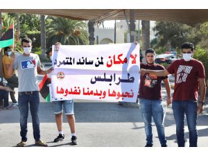 Trablus'ta, ağırlaşan yaşam şartları ve Hafter'in petrol blokajı protesto edildi