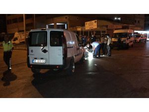 Adana'da lokantaya ateş açıp kaçan iki şüpheli, tedavi için hastaneye gidince yakalandı