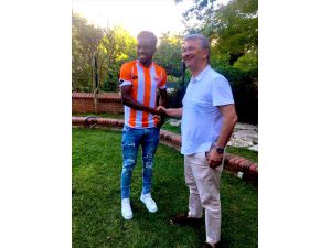 Adanaspor, Burkina Fasolu futbolcu Adolphe Belem'i transfer etti