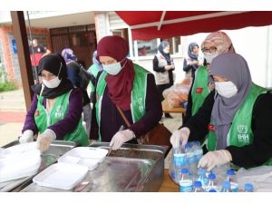 İHH Giresun'da sel bölgesindeki afetzedelerin ihtiyaçlarını karşılıyor