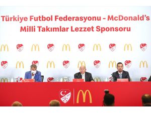 TFF Başkanı Özdemir: "1 Ekim'den itibaren maçları yüzde 30 kapasiteyle seyircili oynatmak istiyoruz"