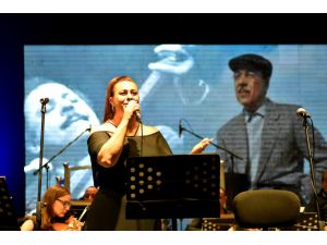 Bodrum'da "Senfoni ile Neşet Ertaş Türküleri" konseri