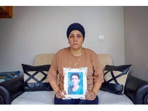 Kanser hastası anne, oğluna kavuşmak için 1 yıldır HDP önünde evlat nöbetinde