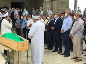 İçişleri Bakanı Süleyman Soylu, Giresun’da cenaze namazına katıldı