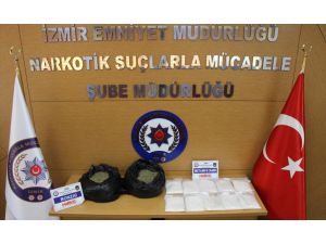 İzmir'de uyuşturucu operasyonlarında 4 şüpheli gözaltına alındı