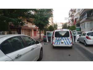 İzmir'de evinde fenalaşan genç öldü
