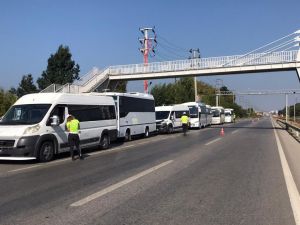 İşçi ve personel taşımacılığı denetimlerinde 698 araç trafikten men edildi