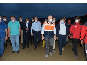 Ulaştırma ve Altyapı Bakanı Karaismailoğlu, Tirebolu'da inceleme yaptı