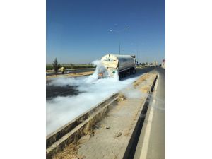 Mardin'de tır, azot yüklü tankere çarptı