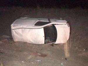 Sivas'ta otomobil devrildi: 6 yaralı