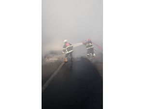 Şanlıurfa'da seyir halindeki otomobilde çıkan yangın söndürüldü