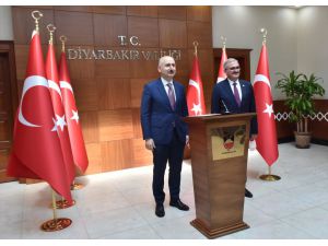 Ulaştırma ve Altyapı Bakanı Adil Karaismailoğlu, Diyarbakır'daki yatırımları değerlendirdi: