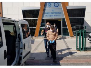 GÜNCELLEME - Kocaeli'de kendilerini savcı ve polis olarak tanıtarak dolandırıcılık yapan 2 şüpheli tutuklandı