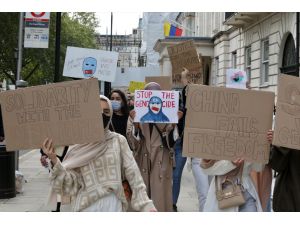 Çin'in Uygur Türklerine yönelik baskısısı Londra'da protesto edildi