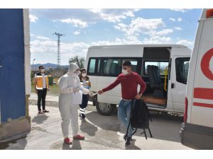 Iğdır'da karantinada bulunması gereken kişi Kars'ta seyahat ederken yakalandı